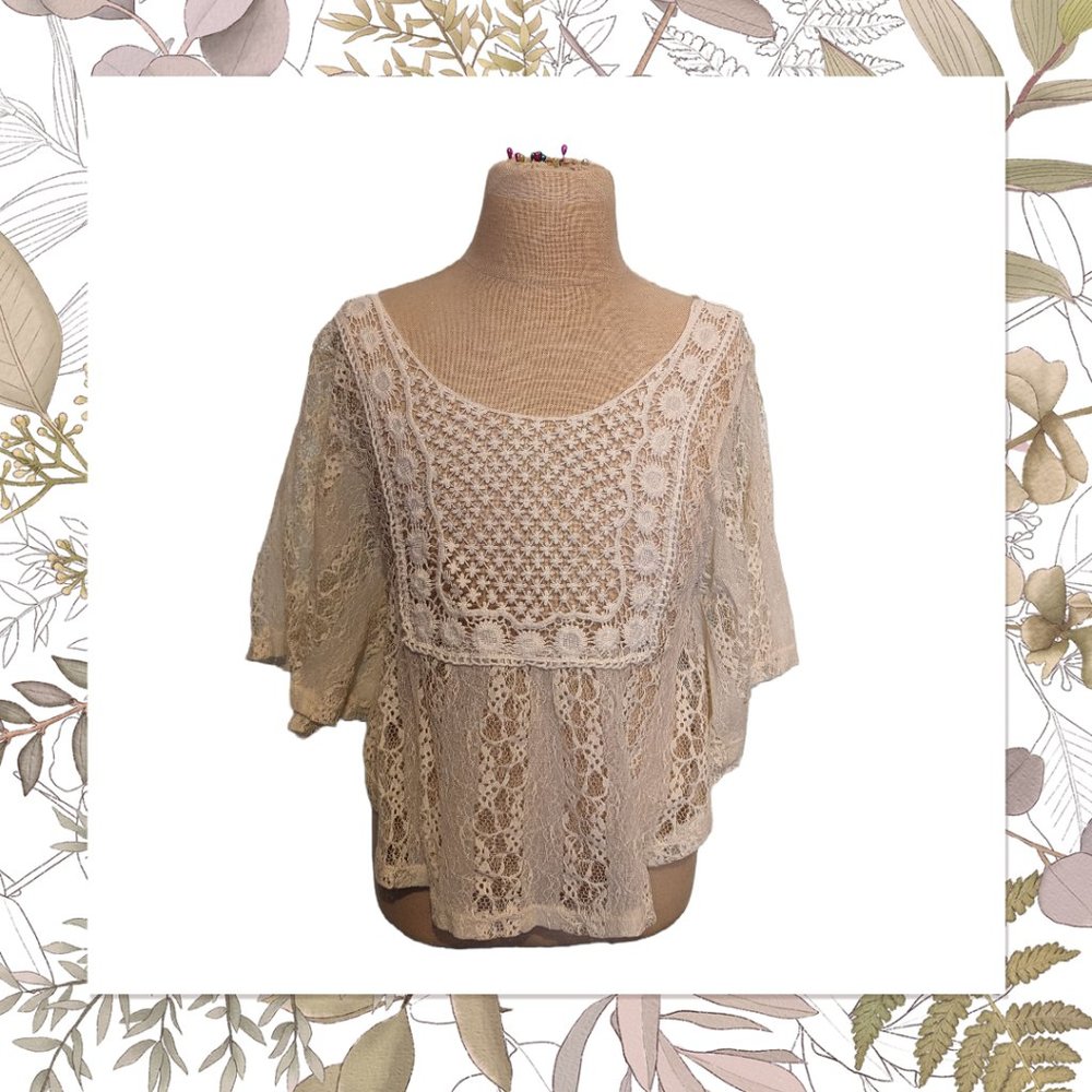 Women's Boho Crochet Lace Knit Top (Size M)